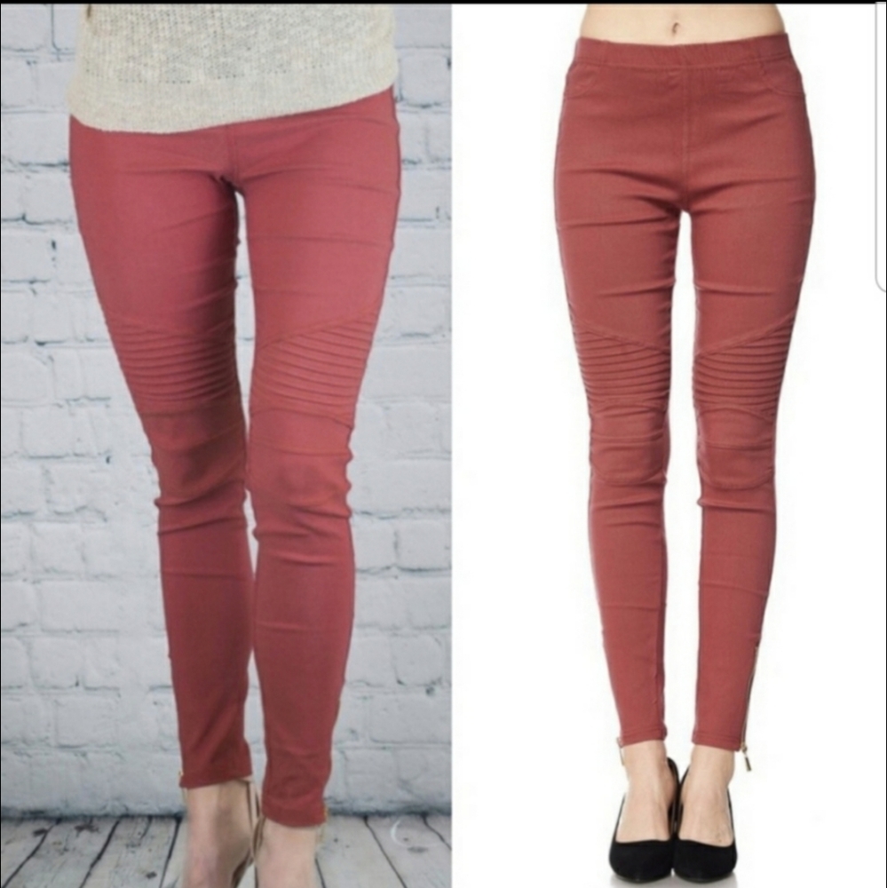 LAST!Charcoal moto leggings with ankle zipper - Picture 7 of 8